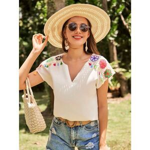Women’s White Blouse with Multicolor Floral Design, Size Large
